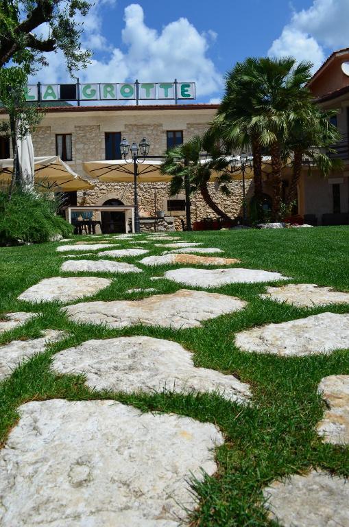 Hotel La Grotte سان دوناتو فال دي كومينو المظهر الخارجي الصورة