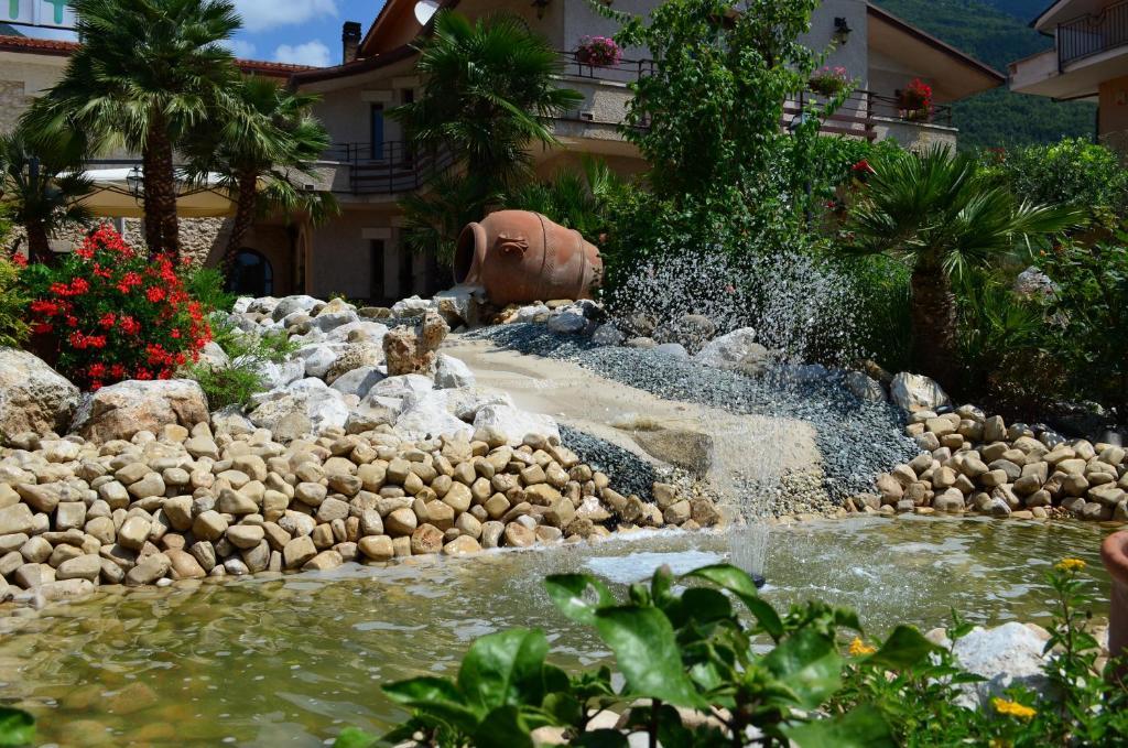 Hotel La Grotte سان دوناتو فال دي كومينو المظهر الخارجي الصورة